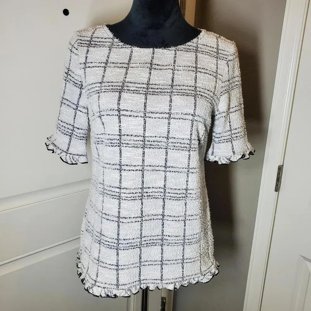 Banana Republic White & Black Windowpane Tweed Boucle Ruffle Hem Top Small